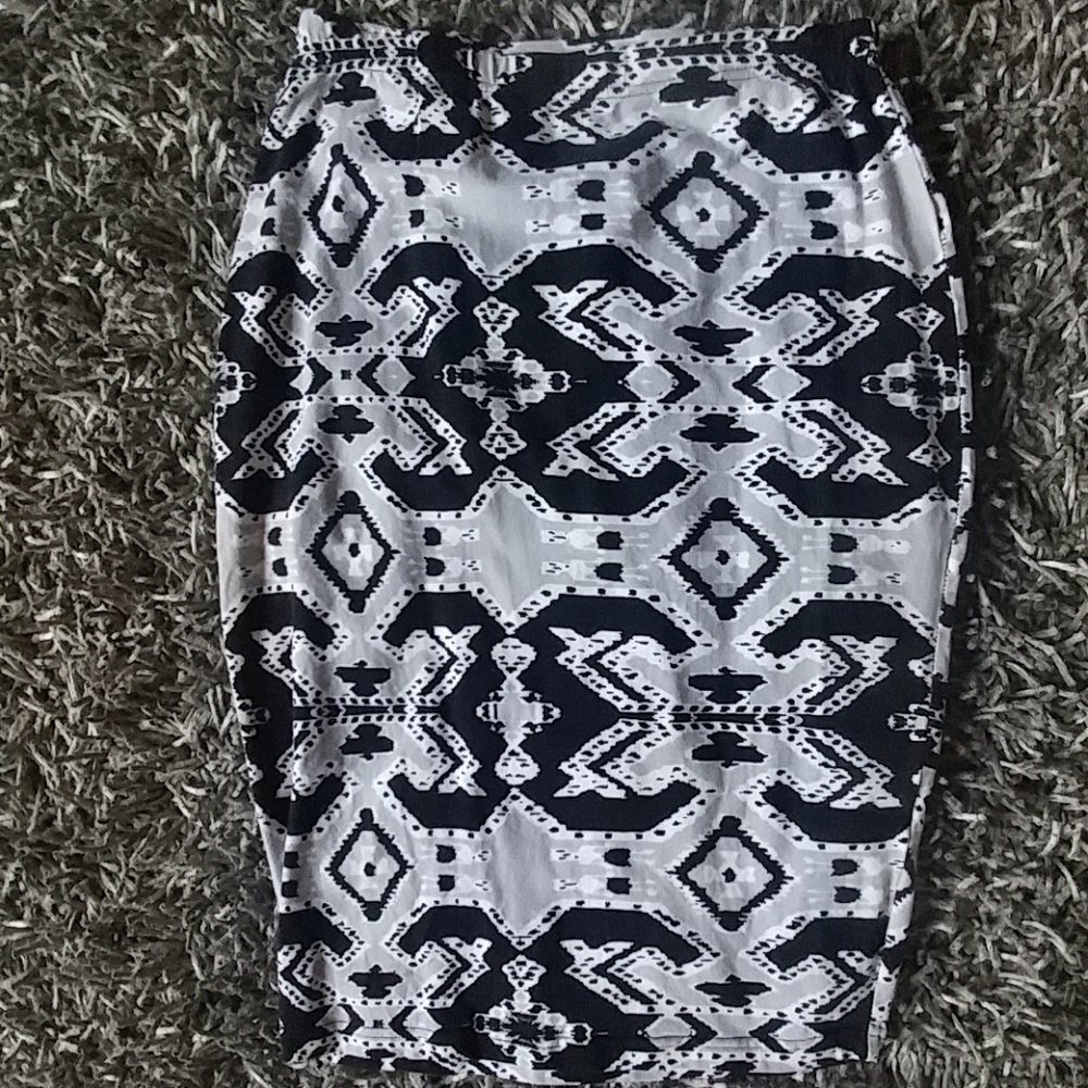 Cotton Aztec print bodycon skirt
